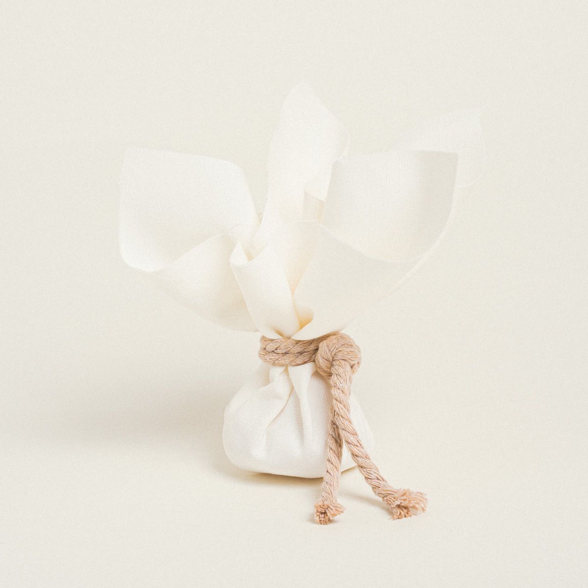 Beauty Home ΜΑΝΤΗΛΙ 27 x 27 cm ΕΚΡΟΥ - Image 2