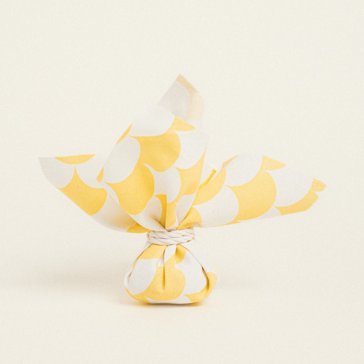 Beauty Home ΜΑΝΤΗΛΙ 27 x 27 cm ΓΟΡΓΟΝΕ ΚΙΤΡΙΝΟ - Image 2